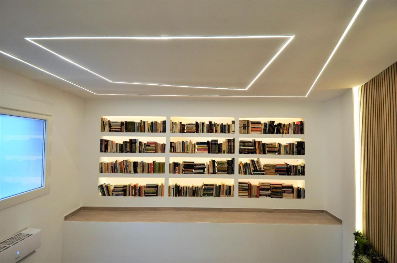 Biblioteca De Lujo En El Centro Historico De Malaga Daire Dış mekan fotoğraf